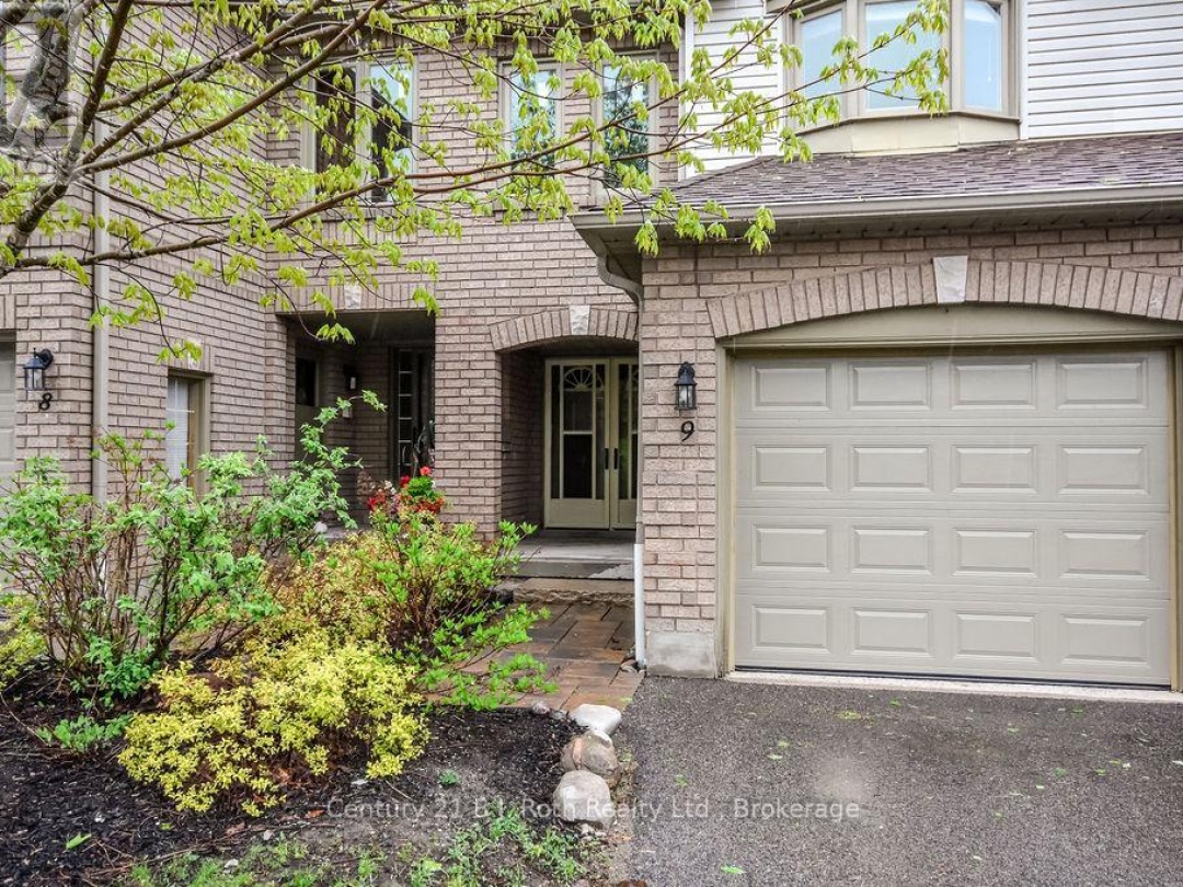 9 492 Laclie Street, Orillia