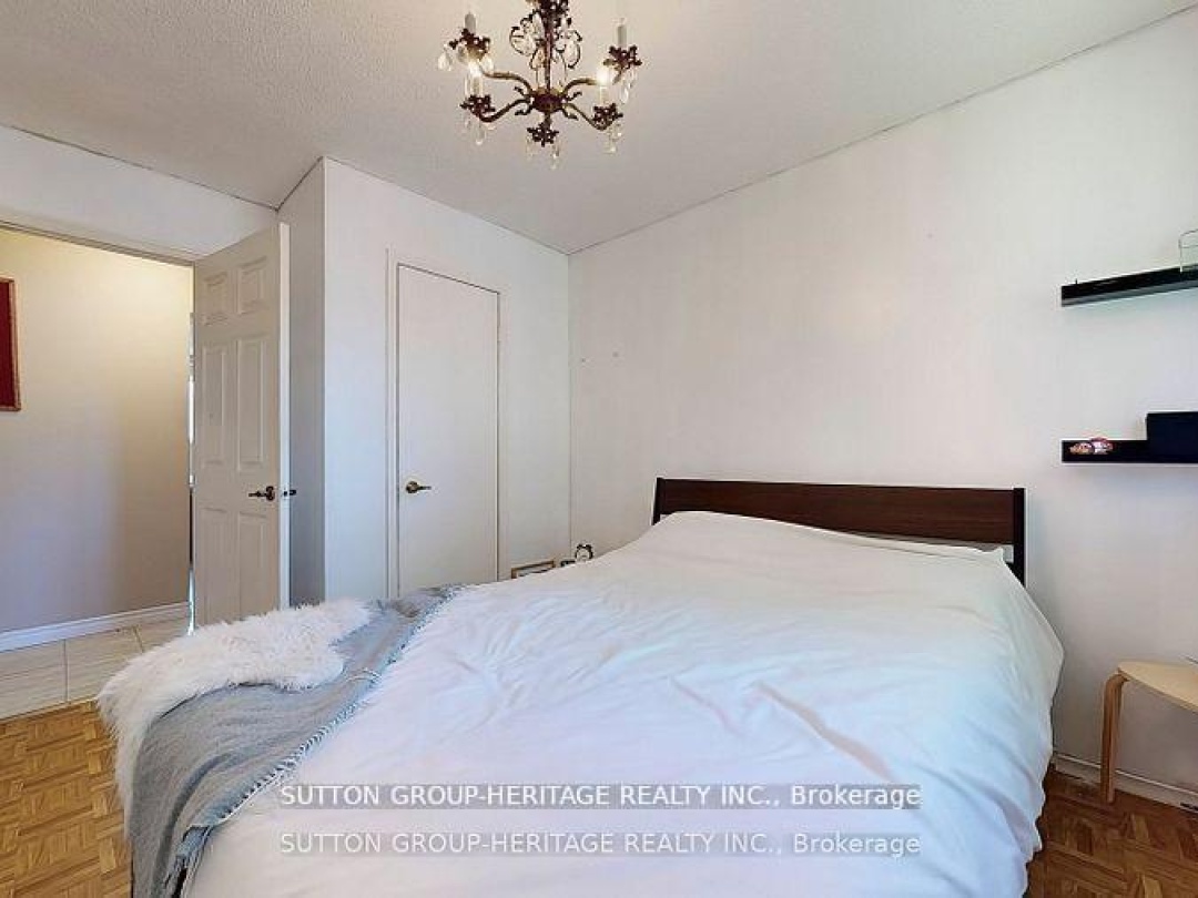 29 Lake Avenue, Lake Simcoe
