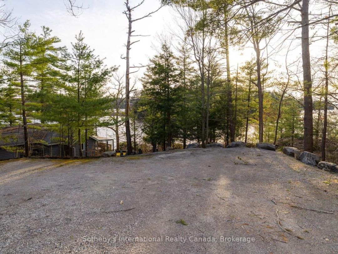 1-1076 BIRCH POINT ROAD, Lake Muskoka
