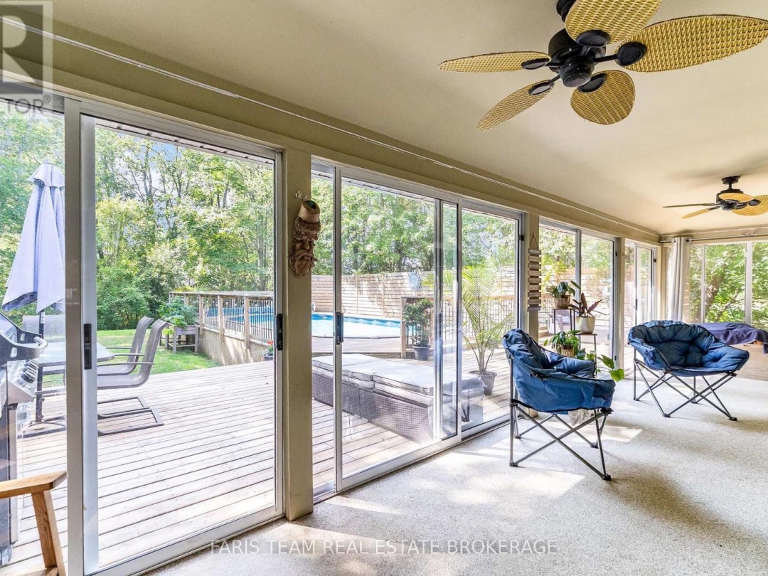 3563 TIMBERLINE AVENUE, 
