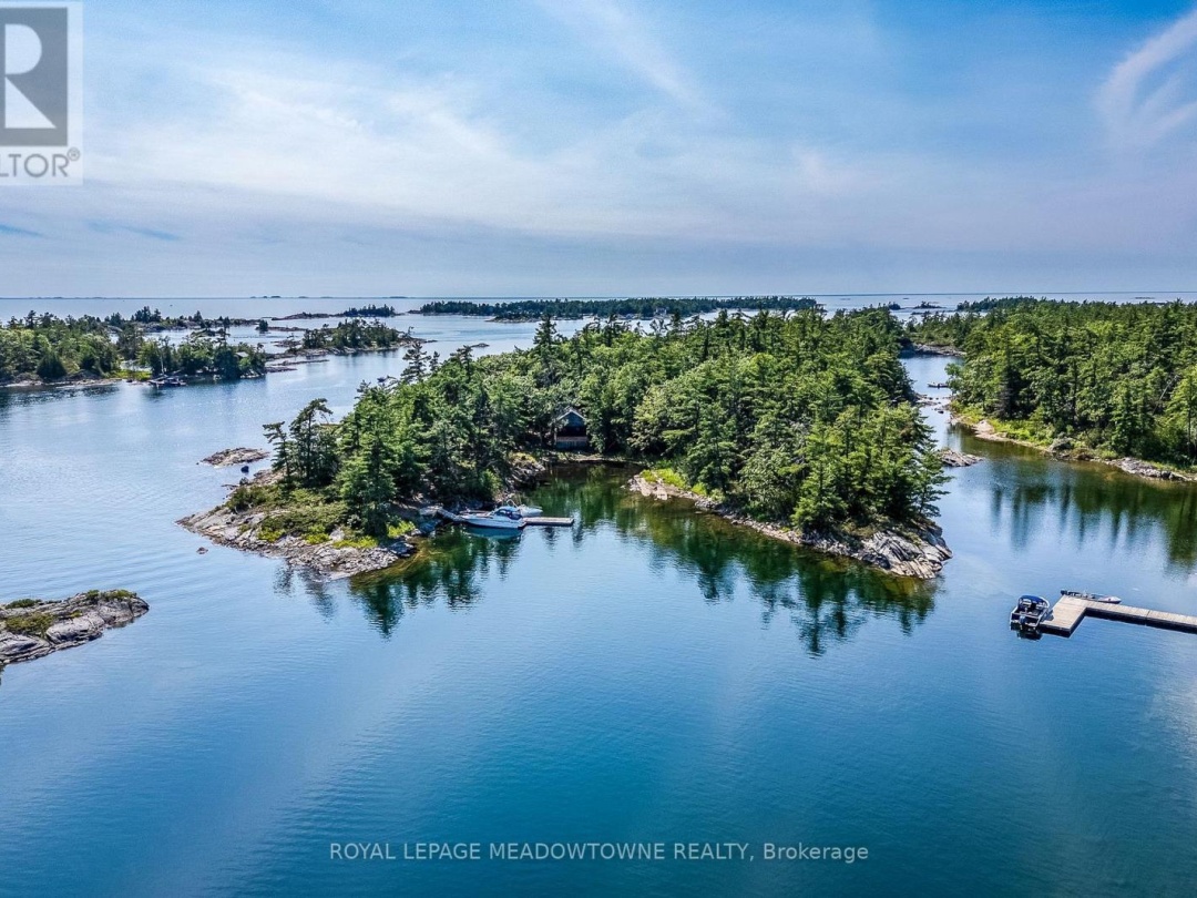 1 GB466 ISLAND AKA TOWER ISLAND, 