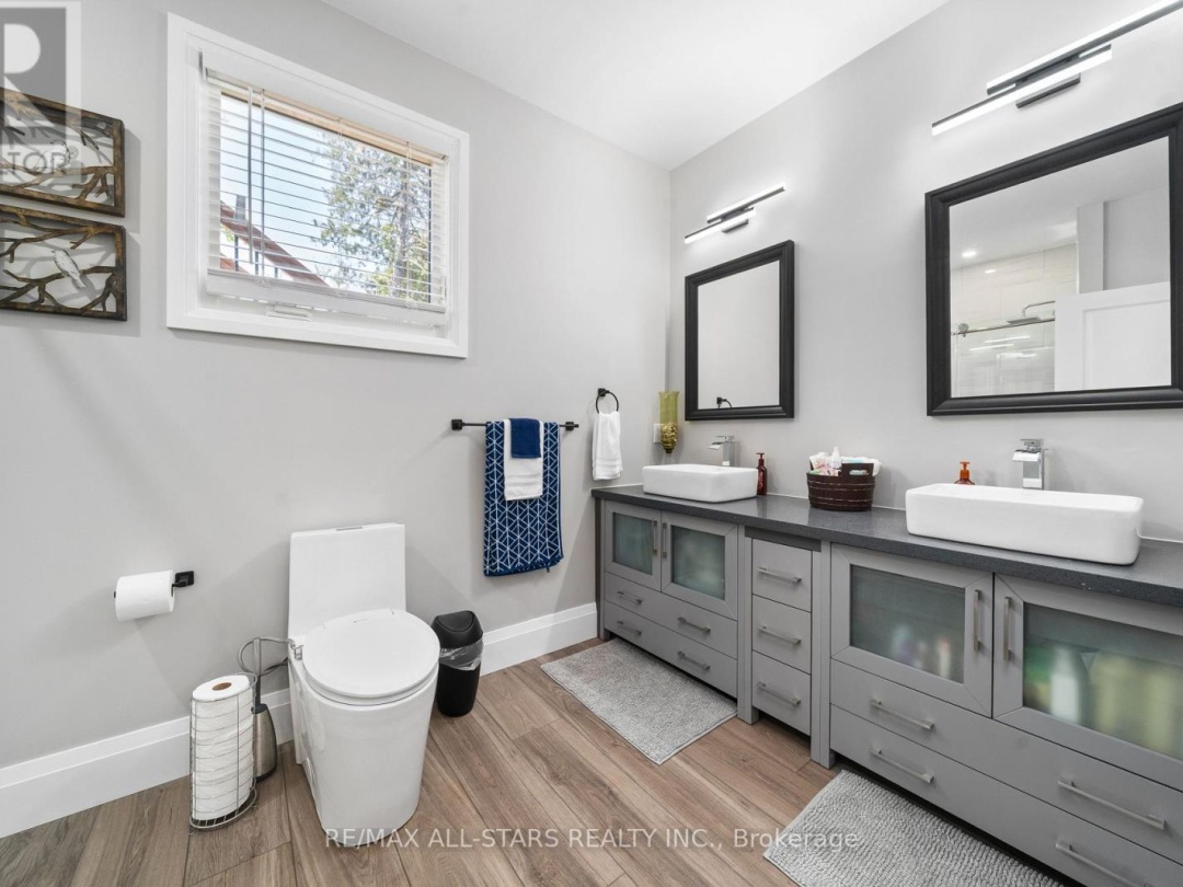 15 BERRY LANE, 