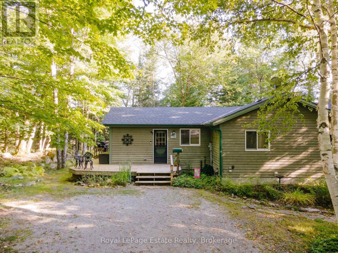 1157 BETWEEN LAKES TRAIL, Soyers Lake
