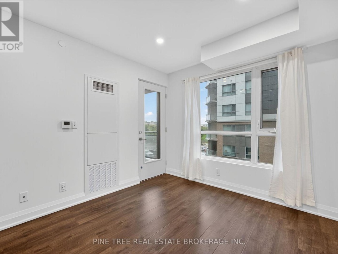 305 - 58 LAKESIDE TERRACE, 