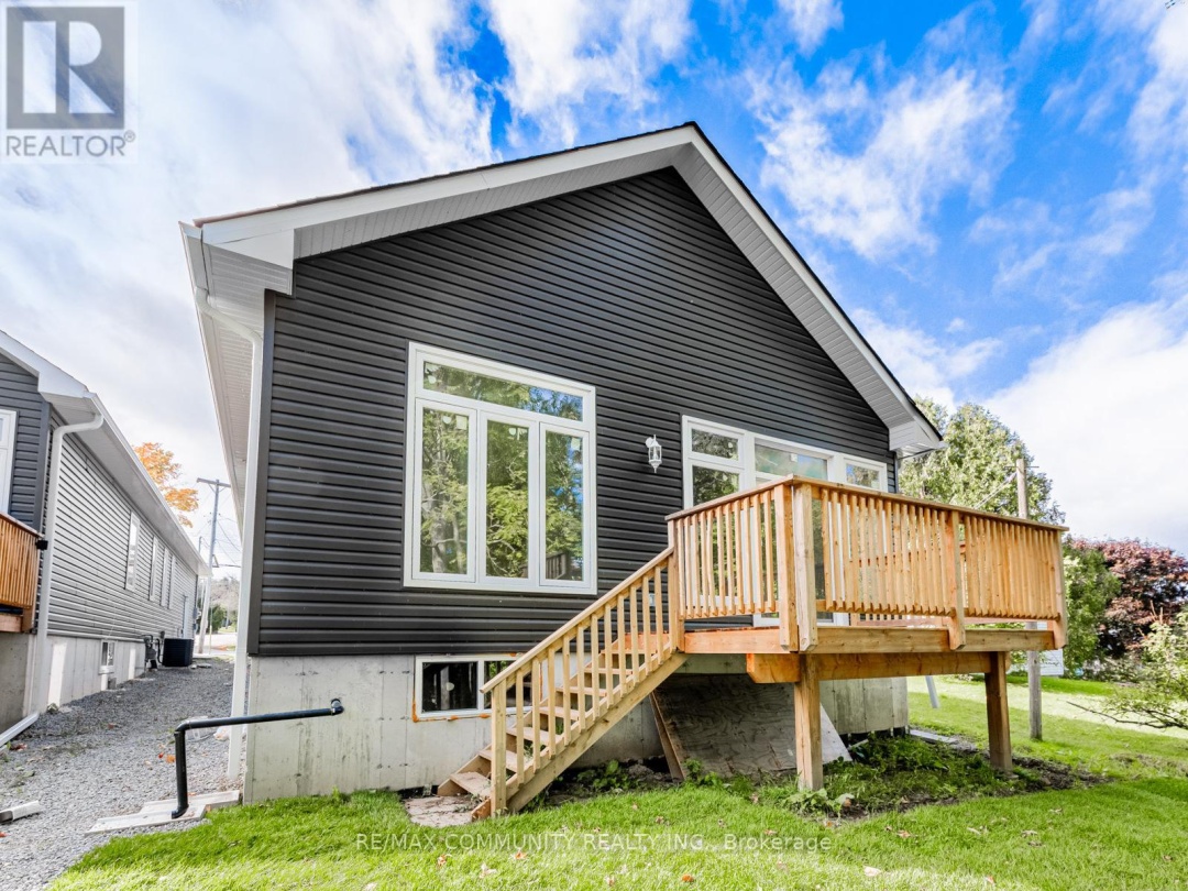 506 SIMCOE STREET, 