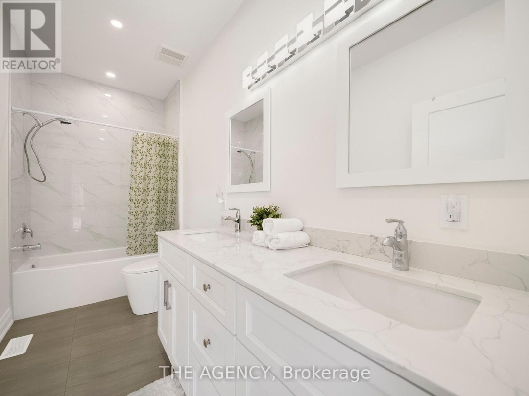 3963 Hilltop Road, Ramara