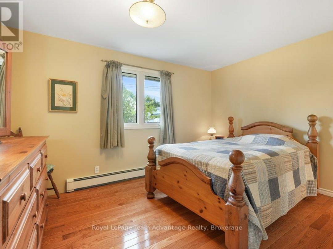 1 VICTORIA AVENUE, 
