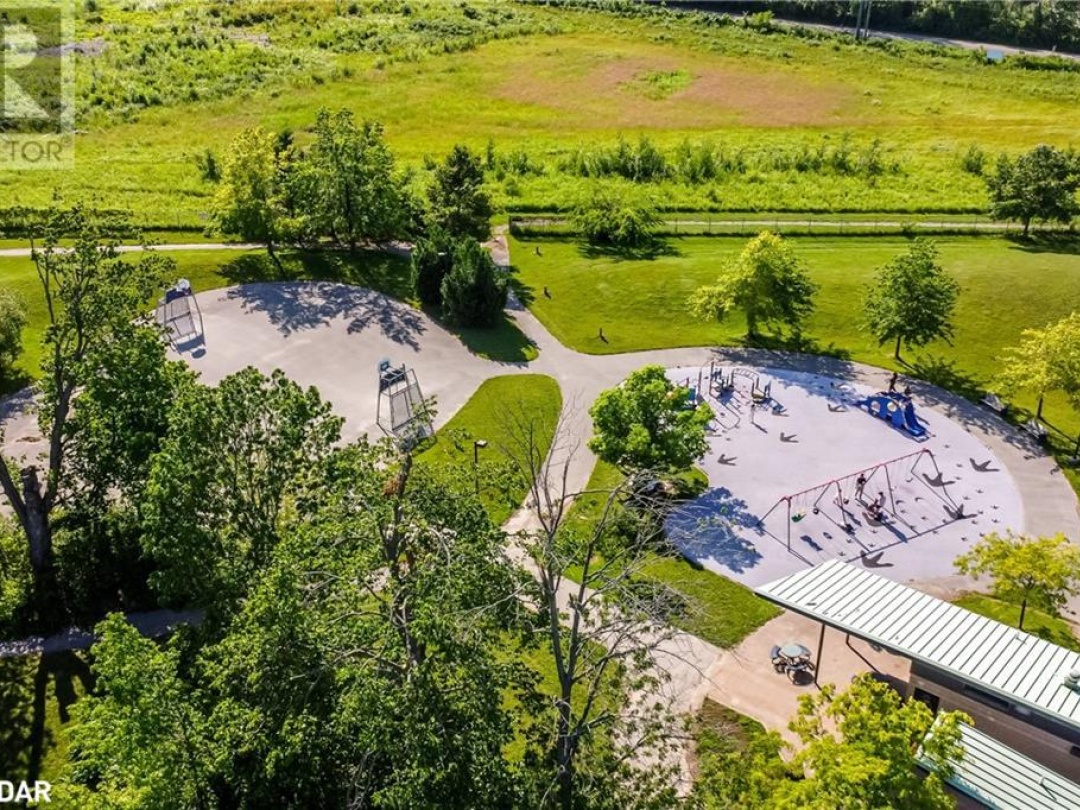 102 ATLANTIS Drive, 