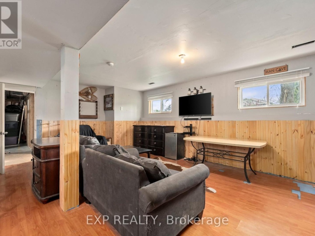3995 WOODLAND DRIVE, Ramara