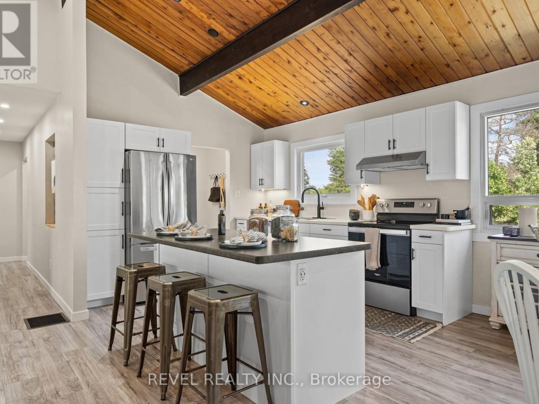 595 HICKORY BEACH ROAD, 