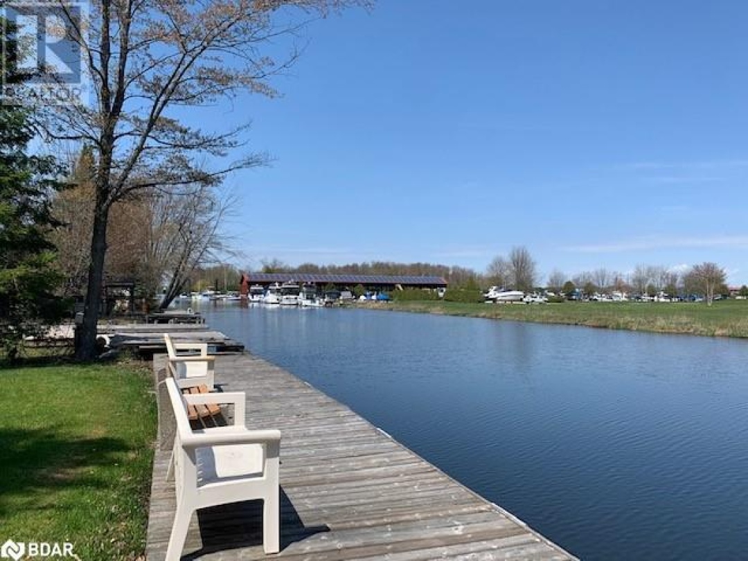 4051 GLEN CEDAR Drive, Lake Simcoe