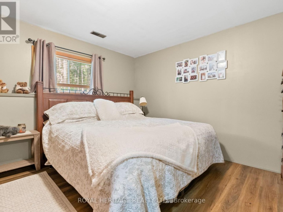 65 BESSIE AVENUE N, 