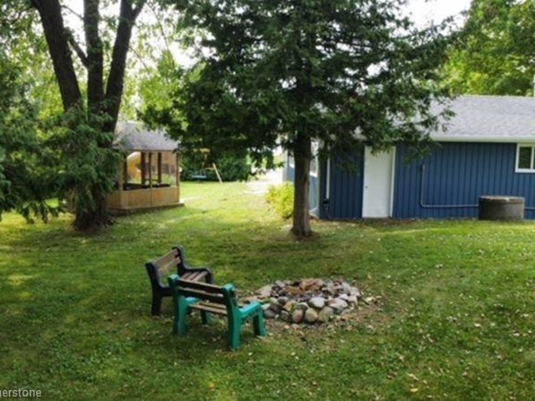 38 MACPHERSON Crescent, Kawartha Lakes