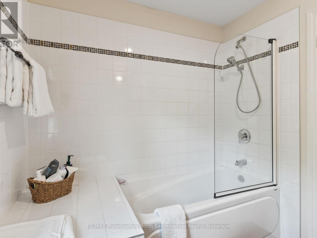 1132 TRAPLINE TRAIL, 