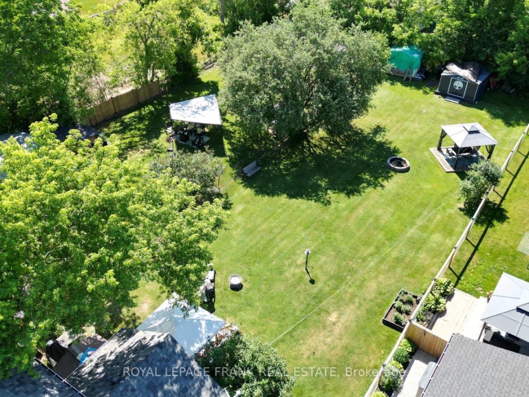 11 WHITESIDE STREET, 