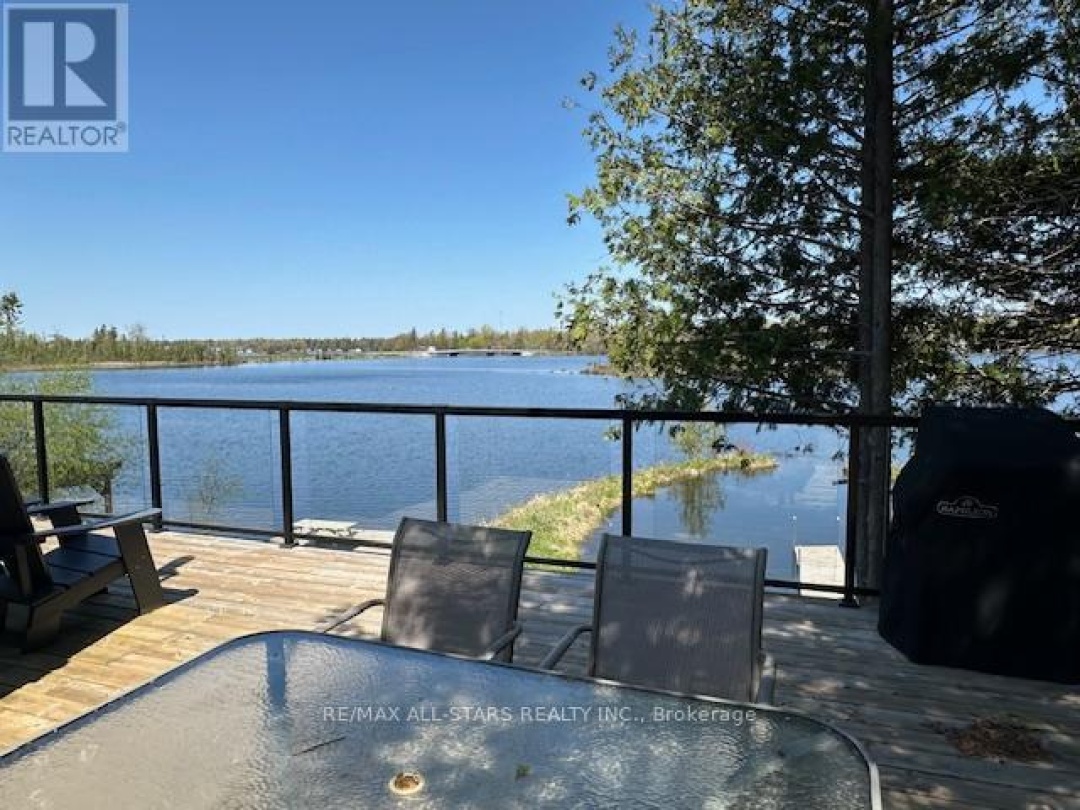 15 Manchester Trail, Sturgeon Lake
