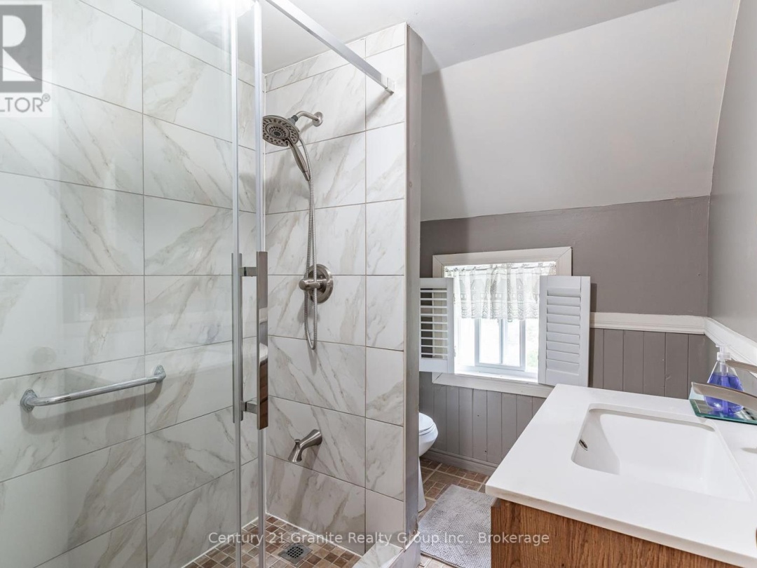1277 COUNTY RD 46, 