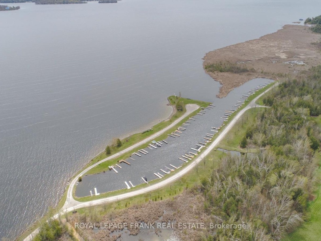 318 Forest Harbour Trail, Pigeon Lake