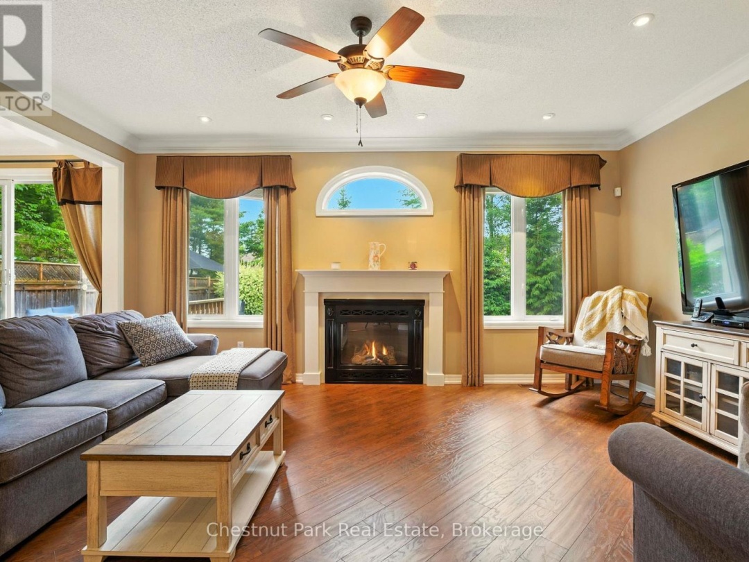 33 CLEARBROOK TRAIL, 