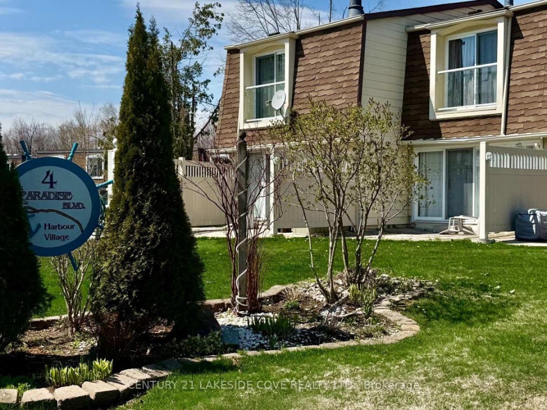 19 4 Paradise Boulevard, Lake Simcoe