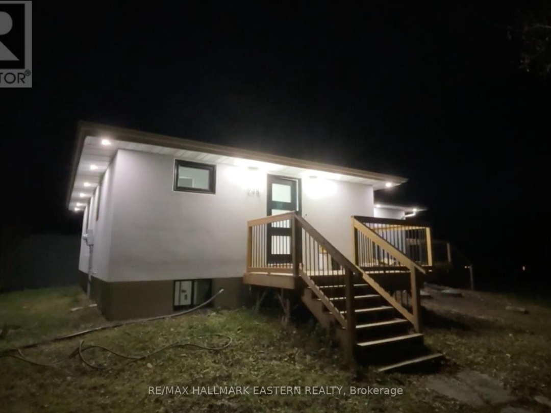 248 Crosby Drive, Pigeon Lake