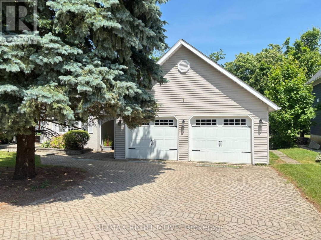 374 PETER STREET, 
