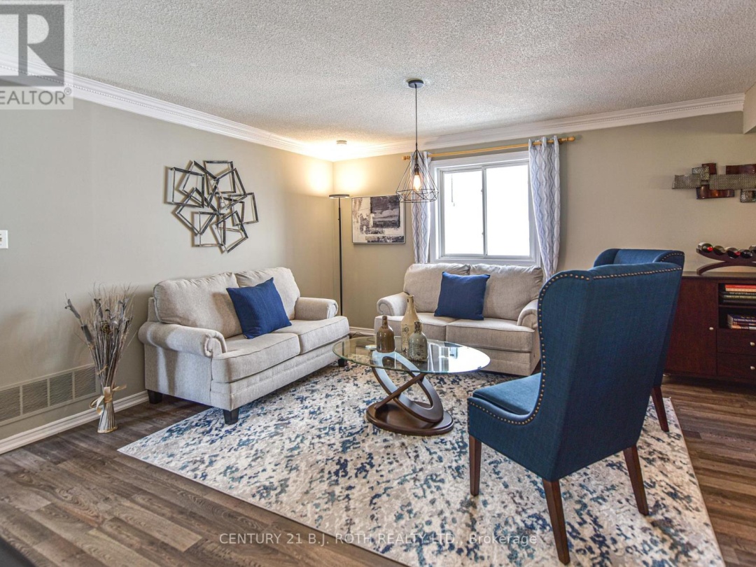 60 Simcoe Road, Lake Simcoe