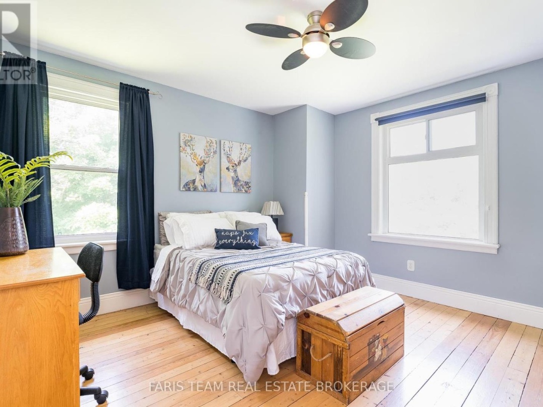 323 WARMINSTER SIDE ROAD, 