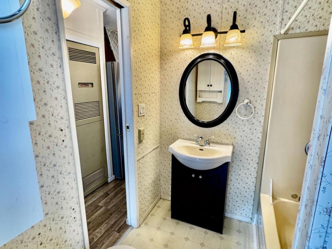 62 - 1007 RACOON ROAD, 