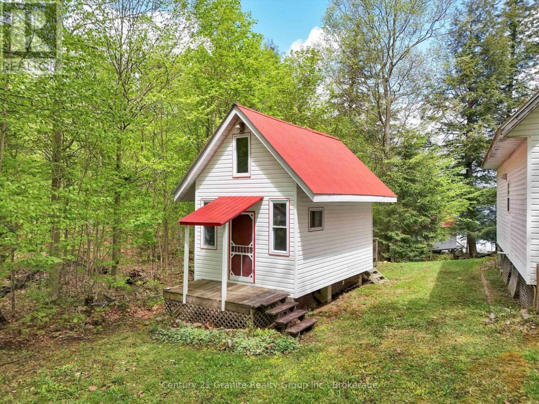 1120 S Clear Lake Road, Clear Lake