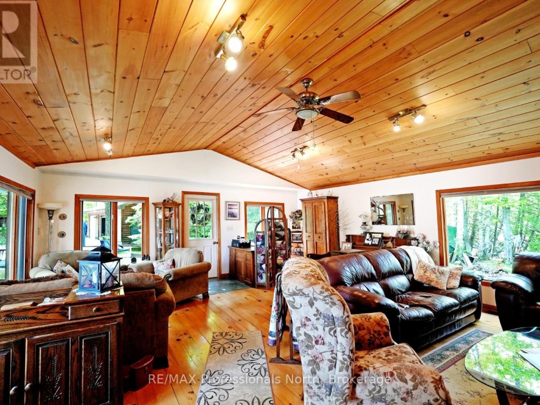 1191 Enterprise Drive, Contau Lake