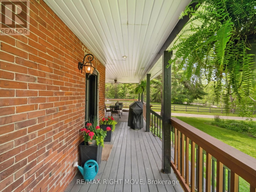 3062 TOWNLINE RR5 TOWNLINE, 