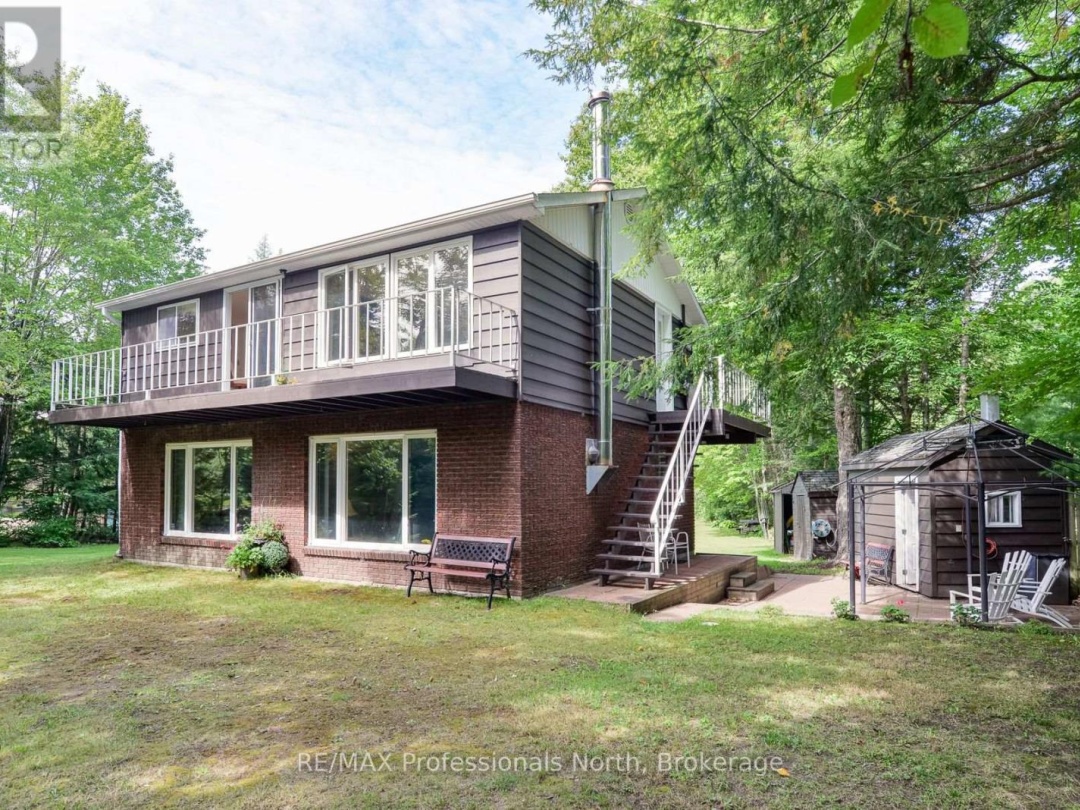 1074 HOLIDAY PARK DRIVE, 