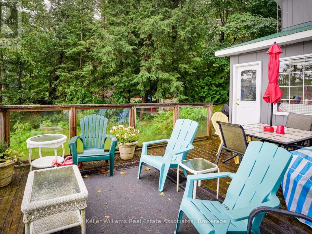 1029 LAKESHORE DRIVE, Lake Muskoka