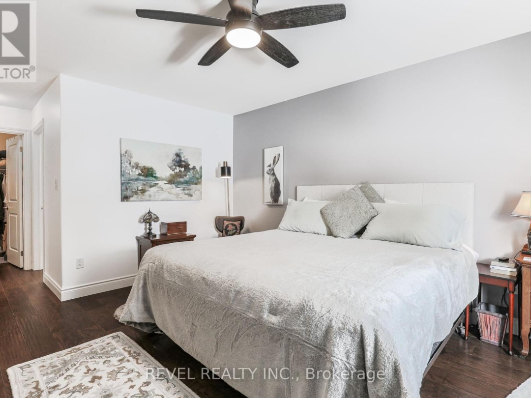 35 BRUCE CRESCENT, 