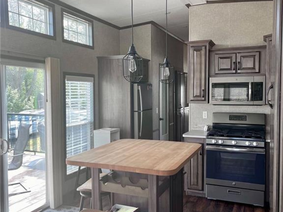 2152 County 36 Road Unit# 30, Sturgeon Lake