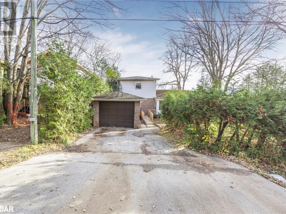 769 Woodland Drive, Lake Simcoe