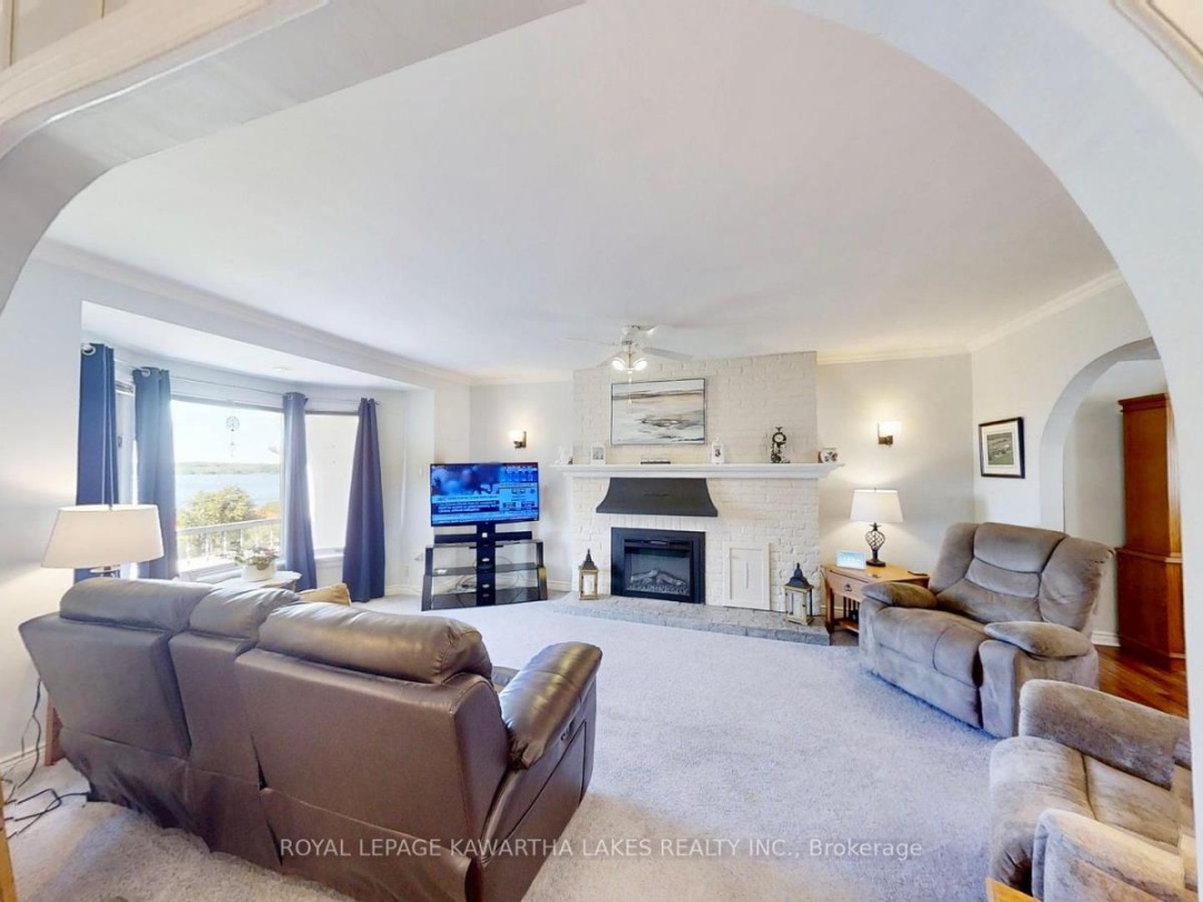 835 CEDAR GLEN ROAD, 