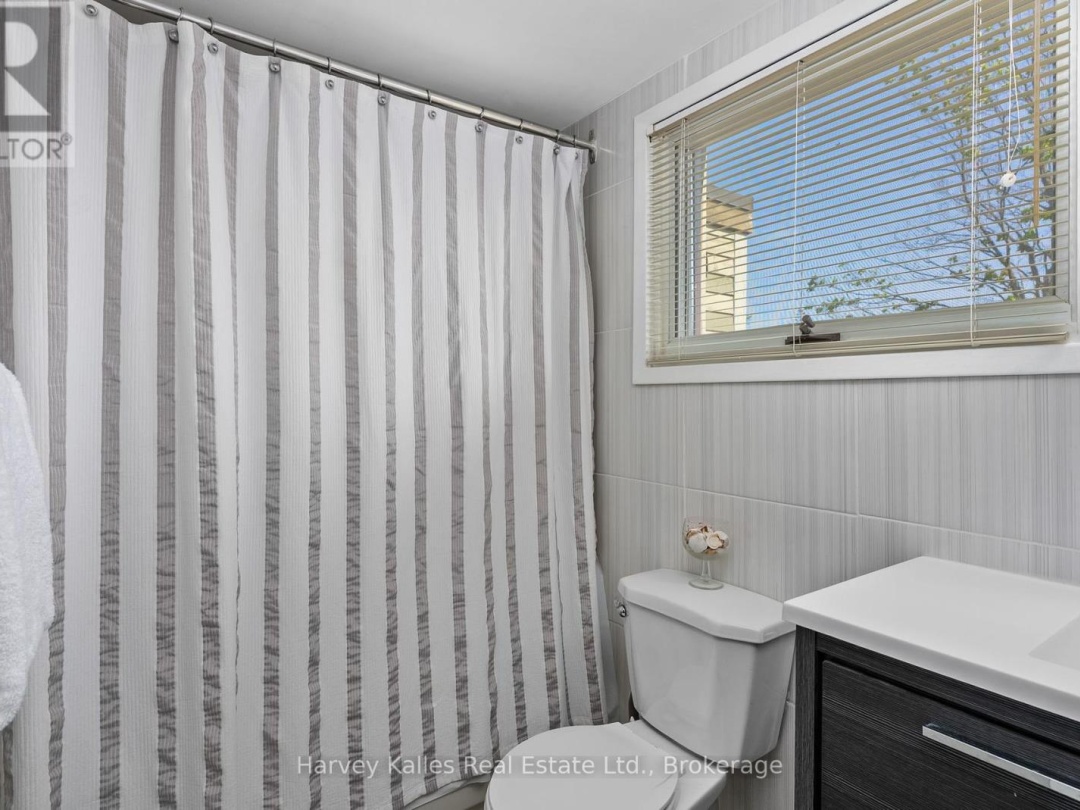 304 - 29 DEERHURST TENNISVIEW, 