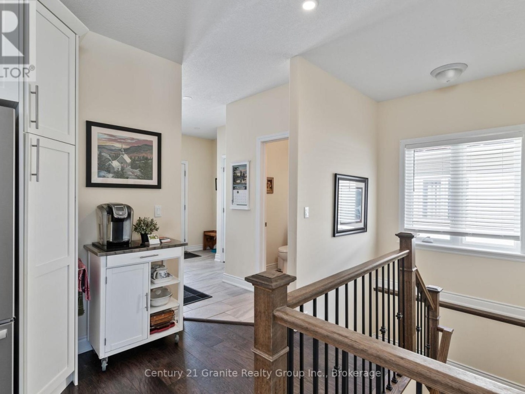 17 Webb Circle, Kashagawigamog Lake