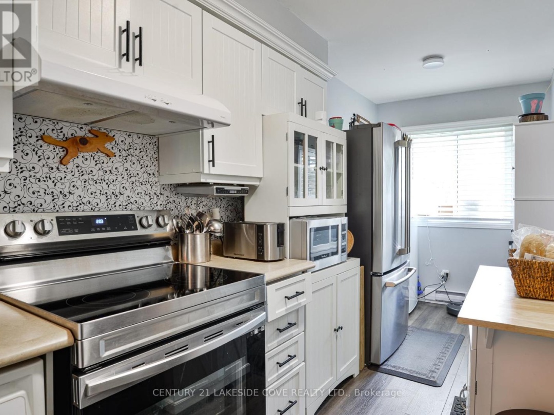 UNIT 36 - 11 LAGUNA PARKWAY, 