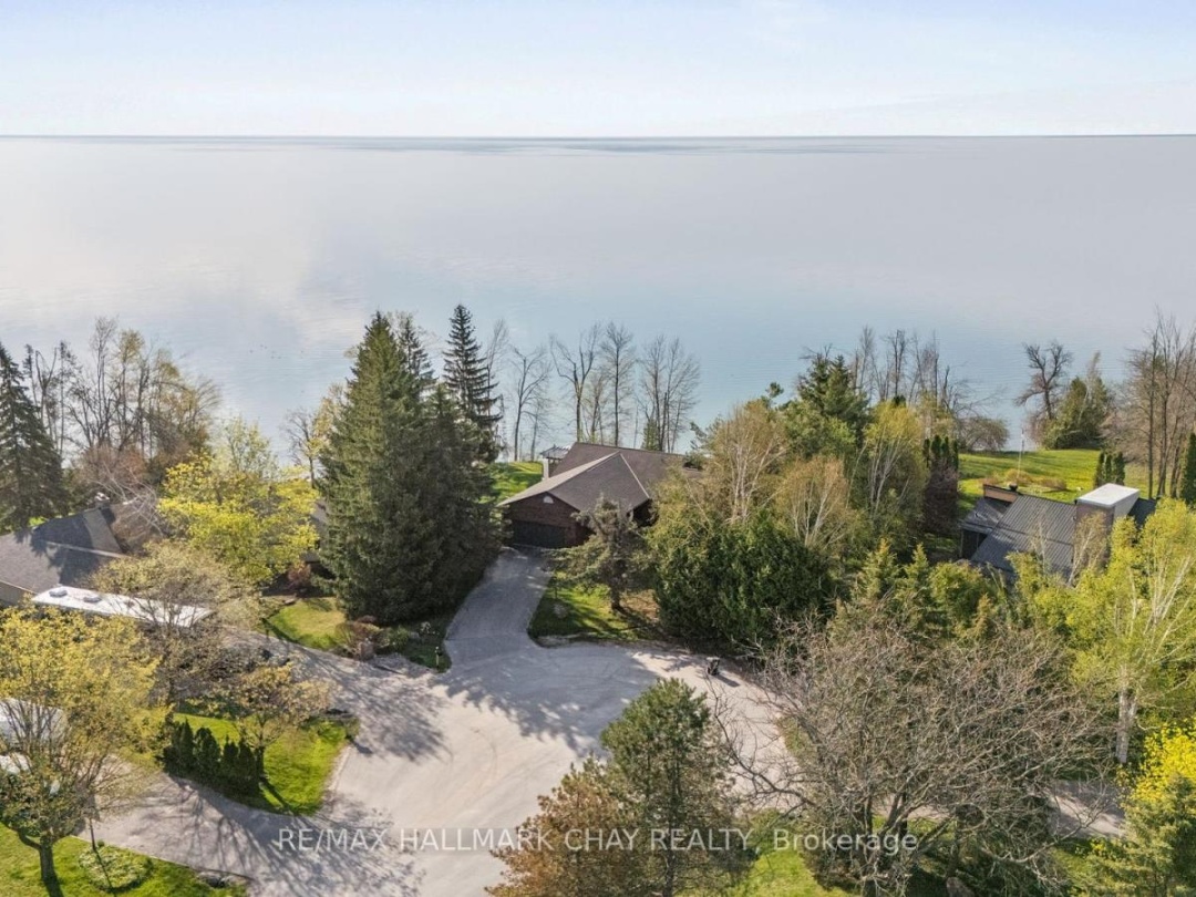 9 BLUERIDGE CRESCENT, Lake Simcoe