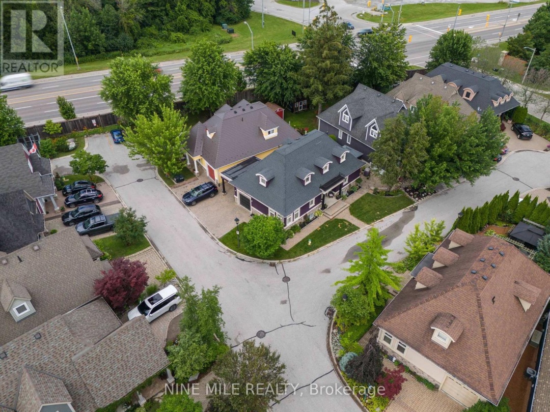 8 5 Invermara Court, Lake Simcoe
