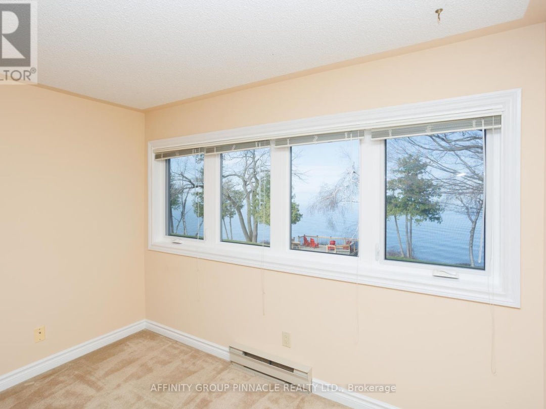 16 B90 Parklawn Boulevard, Lake Simcoe