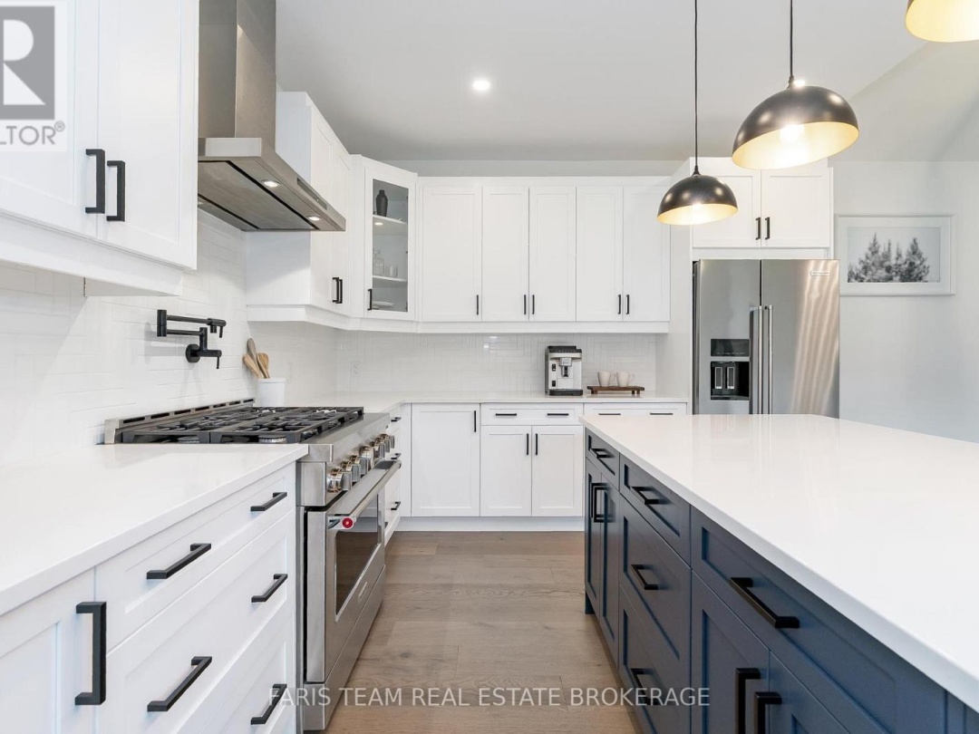 17 CLYDESDALE COURT, 