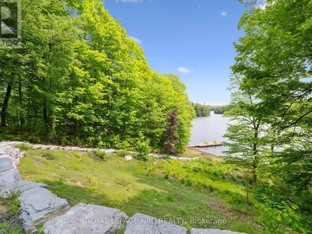 283 Salmon Lake Road N, Salmon Lake