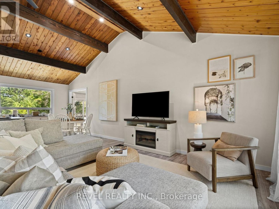 595 HICKORY BEACH ROAD, 