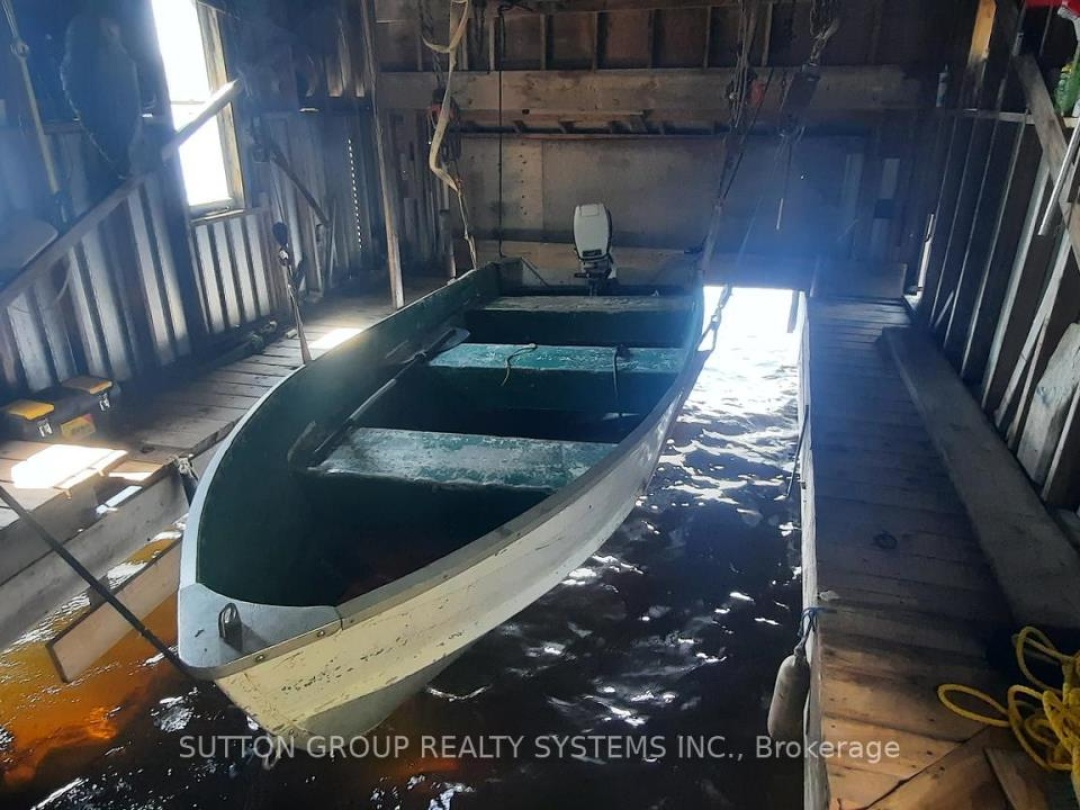 55 Healey Lake Water, Healey Lake