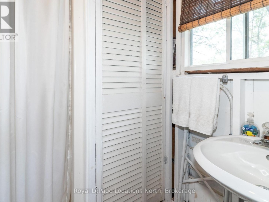 2 3LN BERKINSHAW ISLAND, 