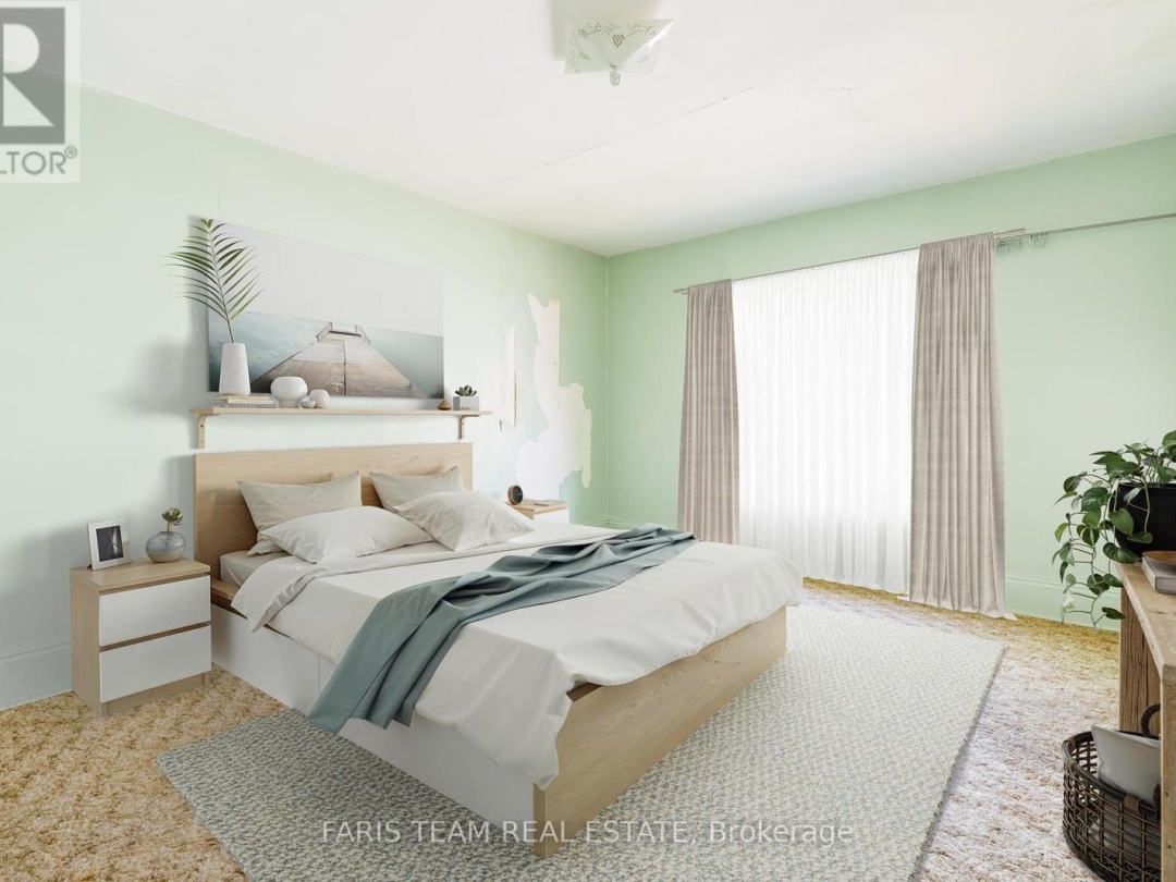 9 BORLAND STREET E, 